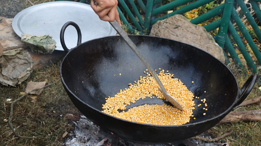 खानाः स्वाद, संस्कृति र पहिचान 561809335 699884903129583 1303179561613038481 n